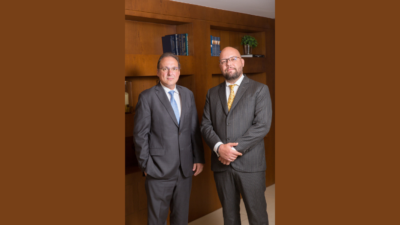 O acordo stand still suspende cobranças e dá tempo para negociações estratégicas, ajudando a recuperação judicial e evitando a falência, segundo Rodrigo Gonçalves Pimentel.