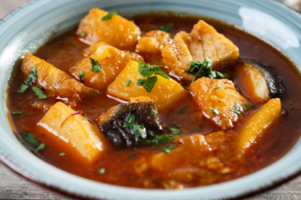 Bacalhau em conserva na Páscoa: praticidade, sabor e novas formas de reinventar receitas tradicionais