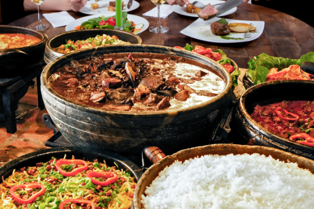 Comida brasileira é eleita a preferida dos trabalhadores durante a Copa do Mundo